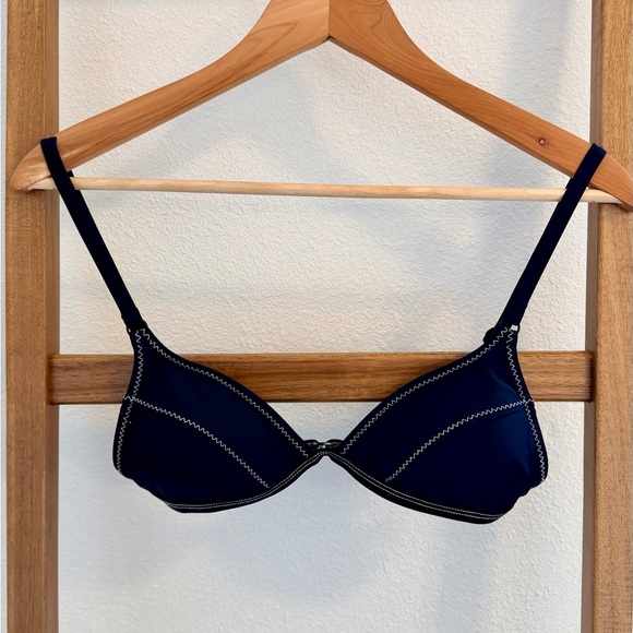 Galamaar Zig Zag Noir Triangle Top - Picture 2 of 3